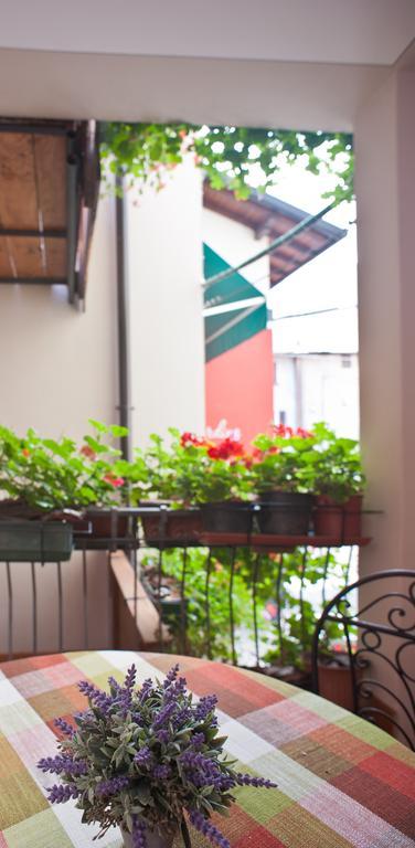 B&B Il Pettirosso Malonno Exterior foto